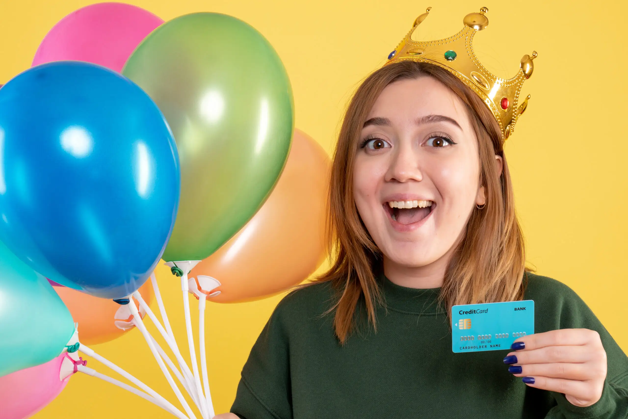 The Freebie Factory: Best Free Rewards Credit Cards to Grab Now