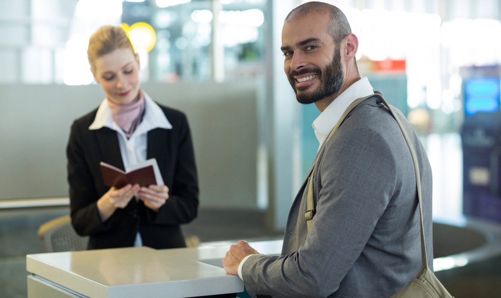 Are You Still Waiting at the Gate? Top Airport Lounge Access Credit Cards in 2026